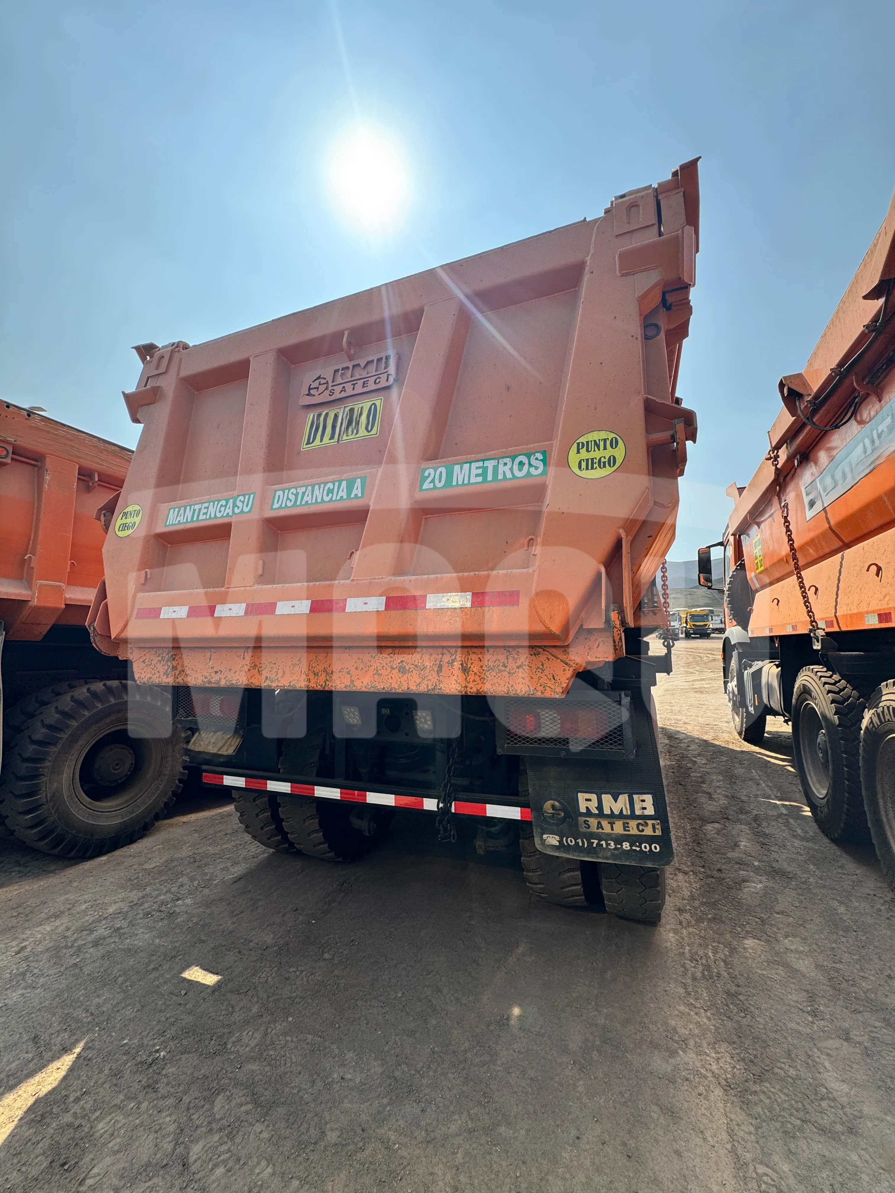 Volquete MERCEDES BENZ AROCS 3345K (2023) - Foto # 5