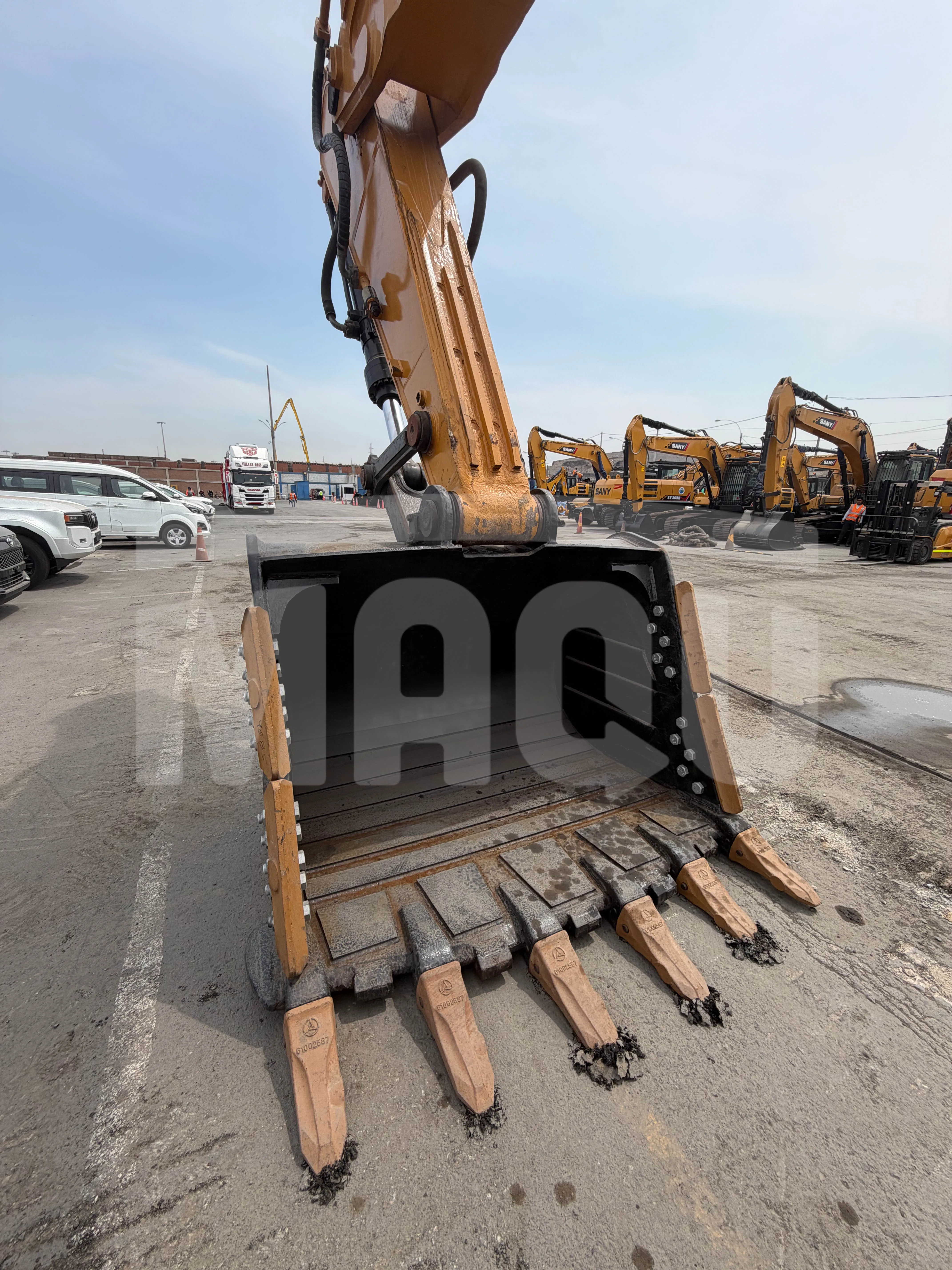 Excavadora sobre orugas SANY SY365H (2021) - Foto # 10