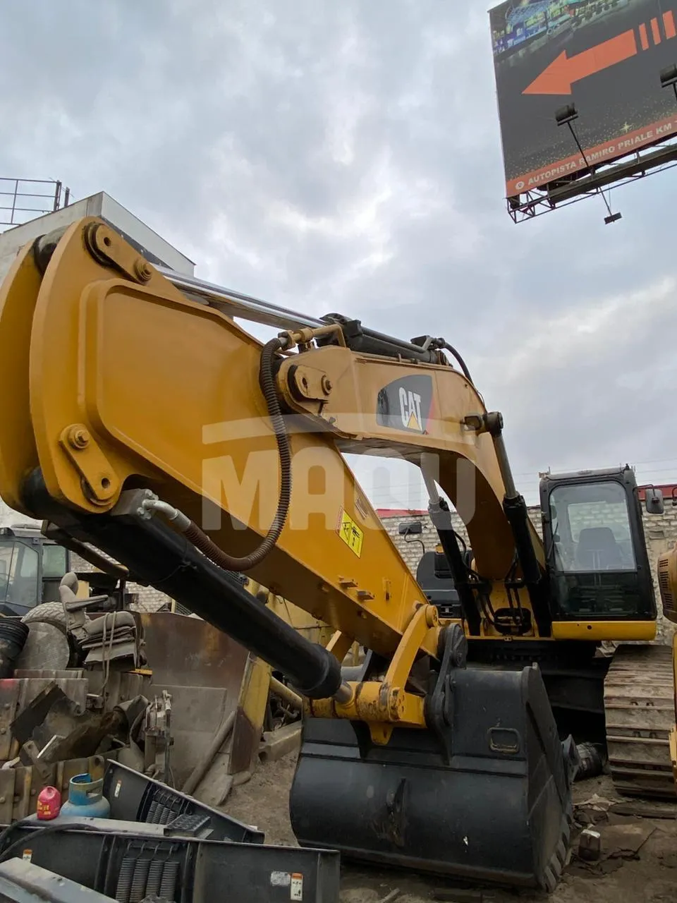 Excavadora sobre orugas CATERPILLAR 336D (2010)