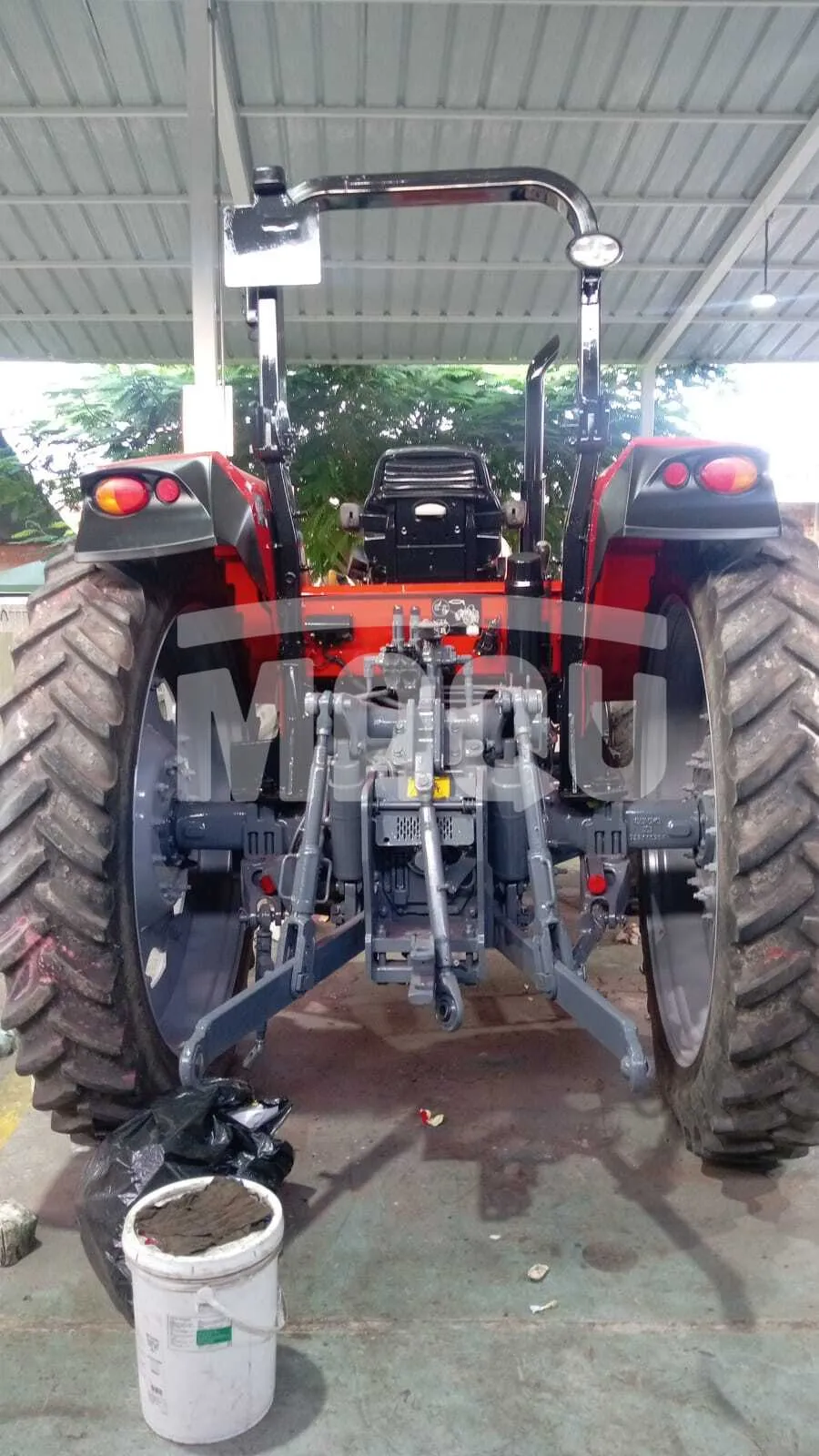Tractor agrícola MASSEY FERGUSON 6711 (2022) - Foto # 5