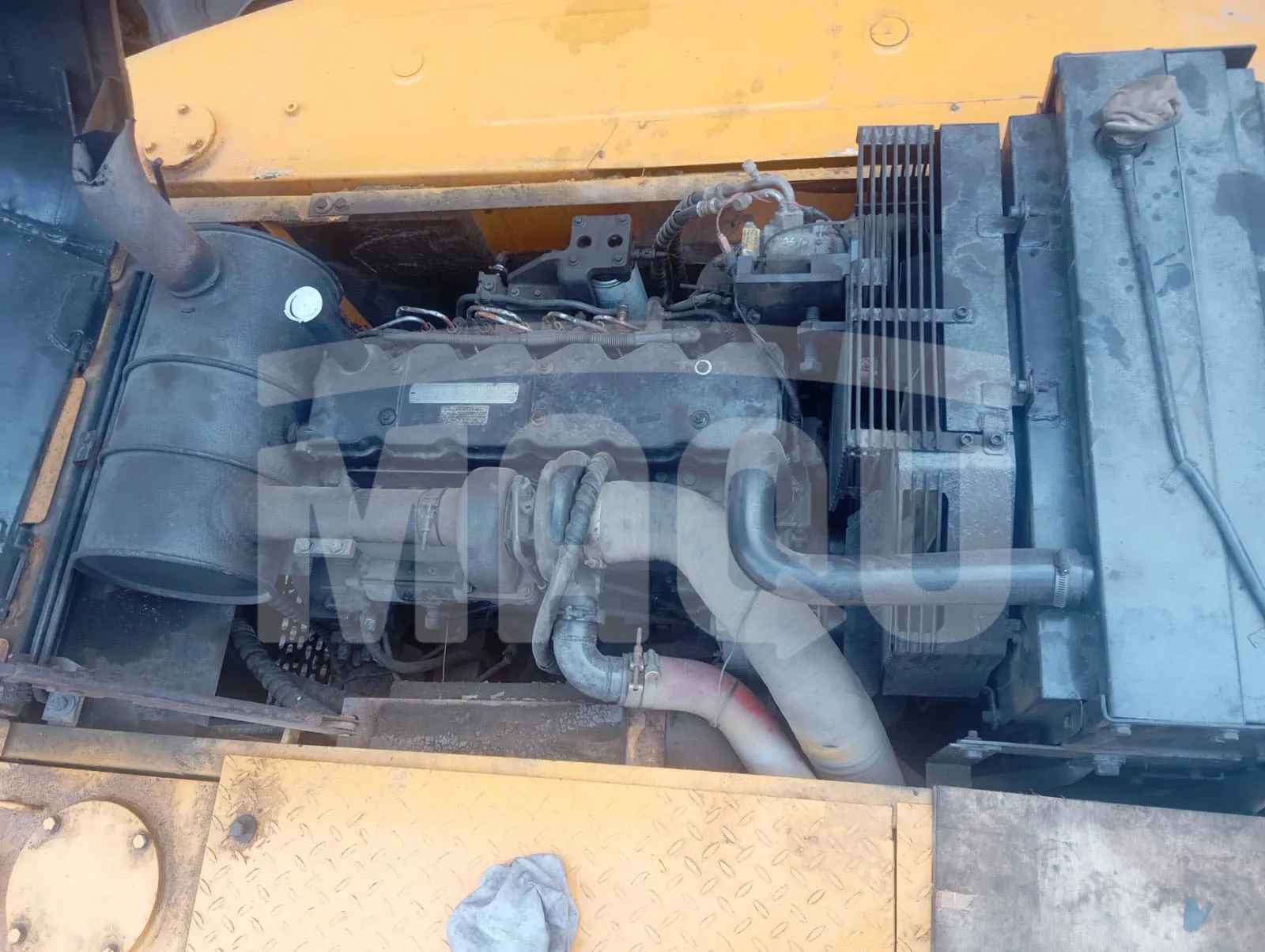 Excavadora sobre orugas SANY SY215C-9LC (2014) - Foto # 2