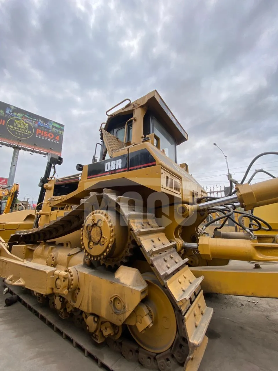 Tractor de oruga CATERPILLAR D8N (1998)