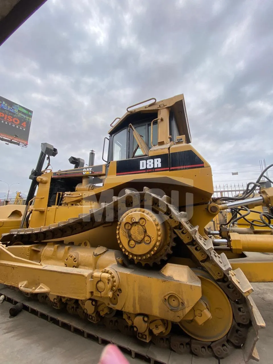 Tractor de oruga CATERPILLAR D8N (1998) - Foto # 4