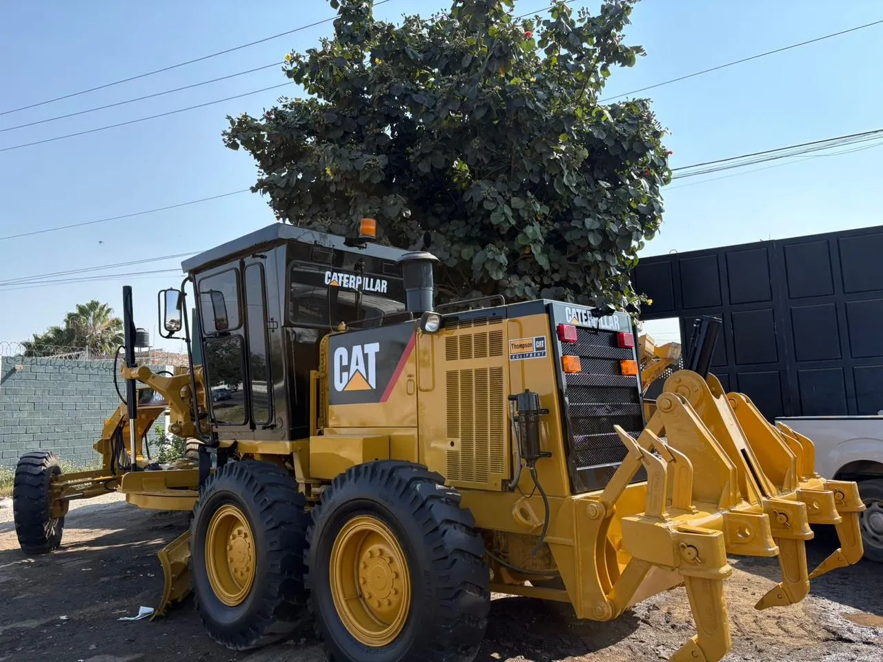 Motoniveladoras CATERPILLAR 140H (1998) - Foto # 3