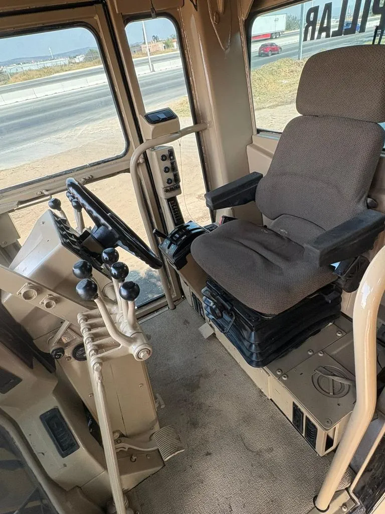 Motoniveladoras CATERPILLAR 140H (1998) - Foto # 5