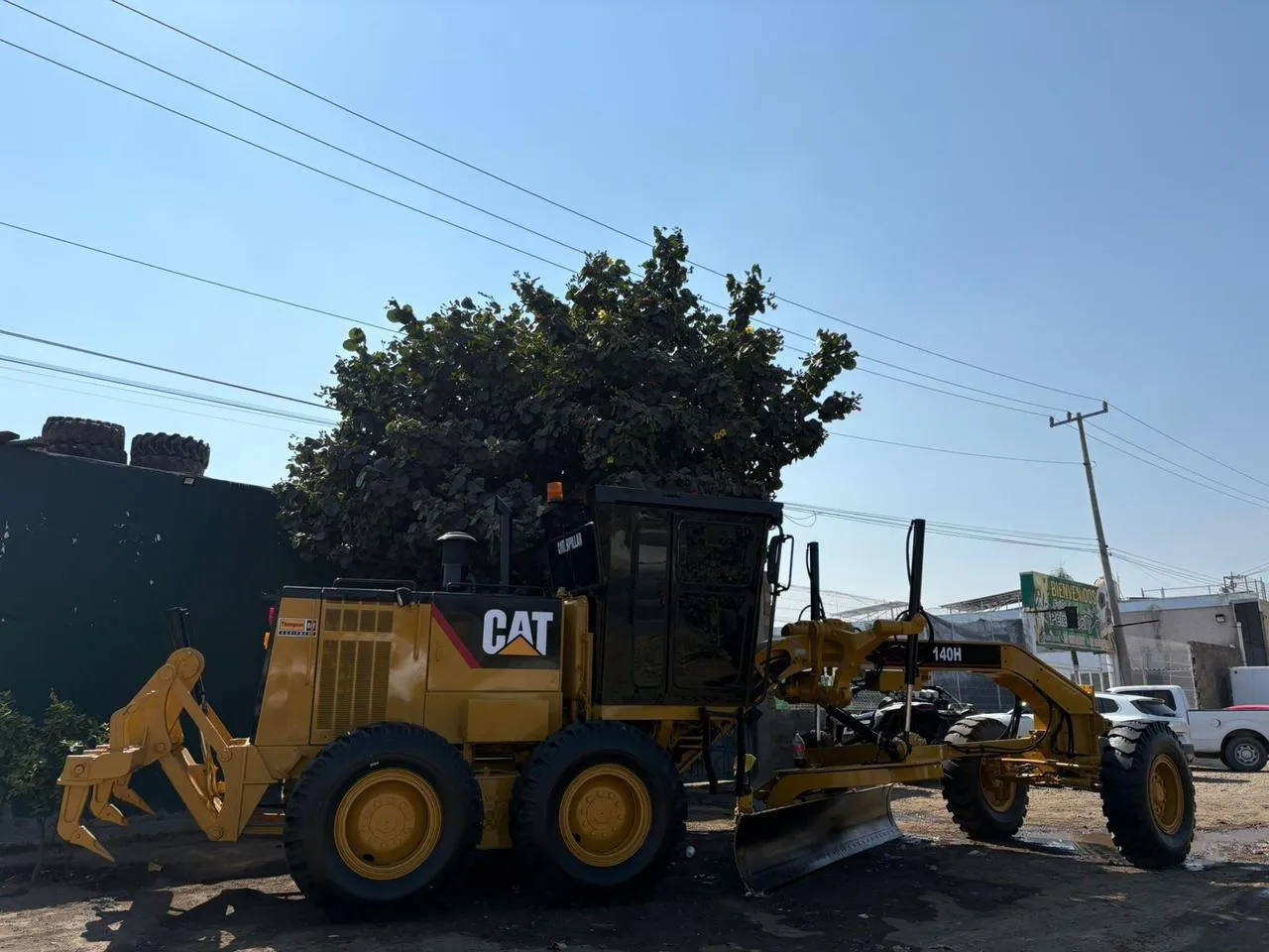 Motoniveladoras CATERPILLAR 140H (1998) - Foto # 7