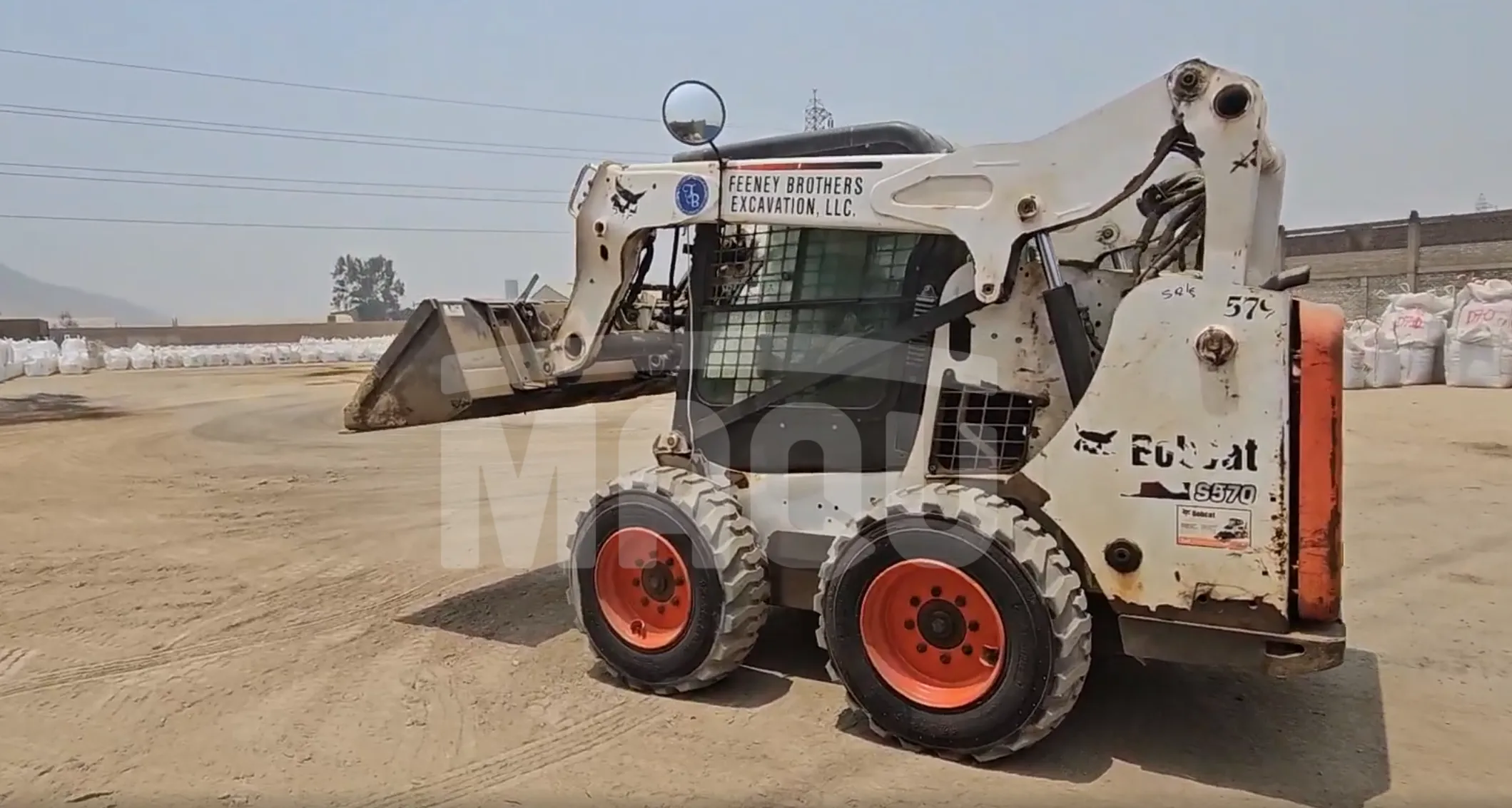 Minicargador BOBCAT S570 (2013) - Foto # 5